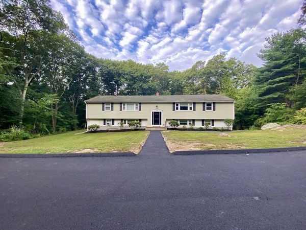 128 Cheryl Lane, Unit 2R, Holliston, MA 01746