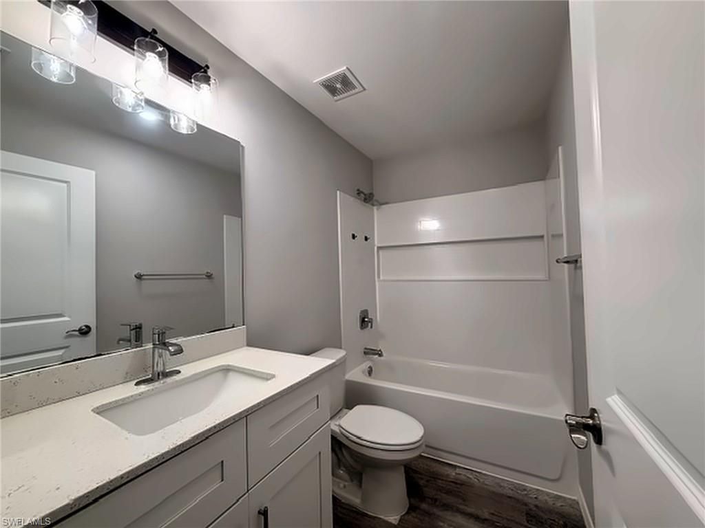 202 NW 25th Pl, Cape Coral, FL 33993 Photo