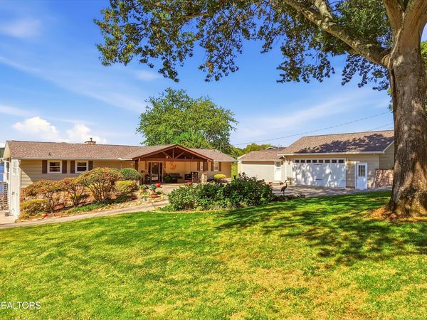 4909 Scenic Point Channel , Louisville, TN 37777