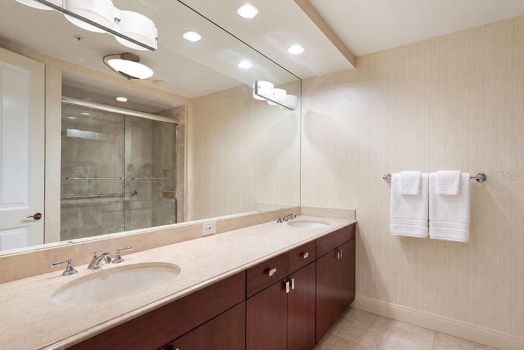 35 Watergate Drive, Unit 804, Sarasota, FL 34236 Photo