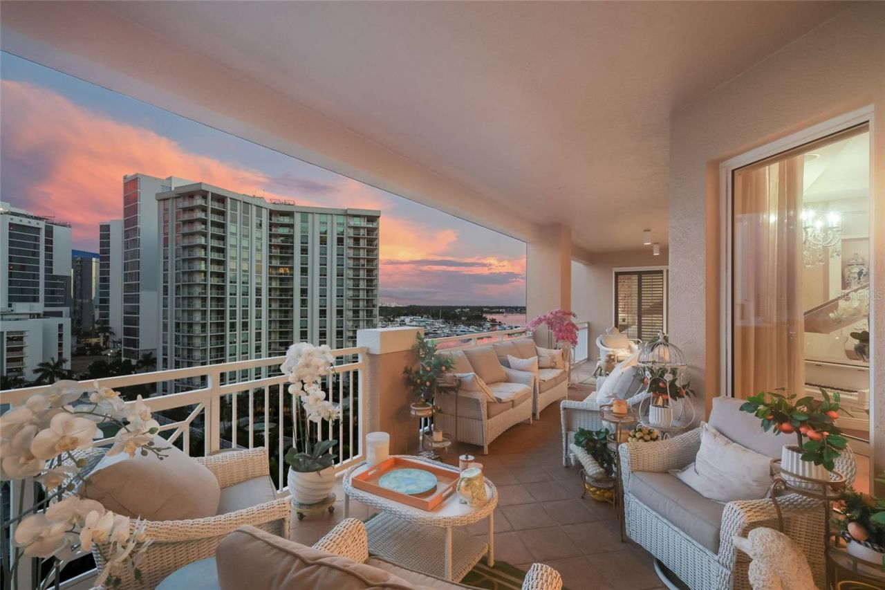 35 Watergate Drive, Unit 804, Sarasota, FL 34236 Photo