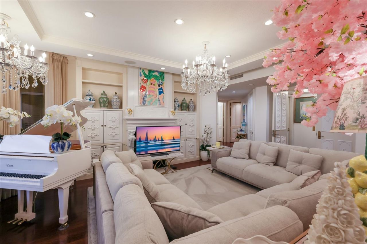 35 Watergate Drive, Unit 804, Sarasota, FL 34236 Photo