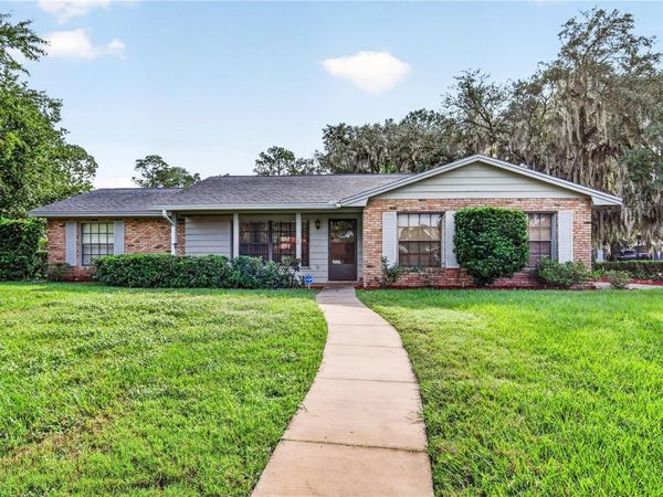 3029 PINE COVE PLACE , EUSTIS, FL 32726