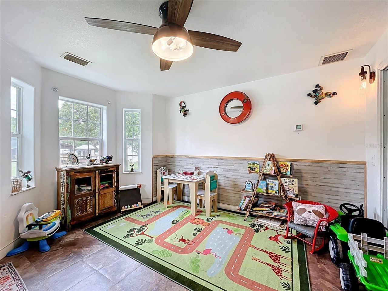 21320 Paradise Way , Eustis, FL 32736 Photo