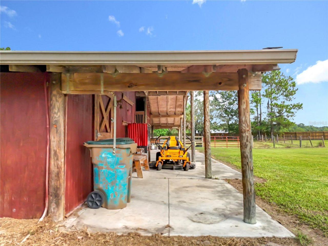 21320 Paradise Way , Eustis, FL 32736 Photo