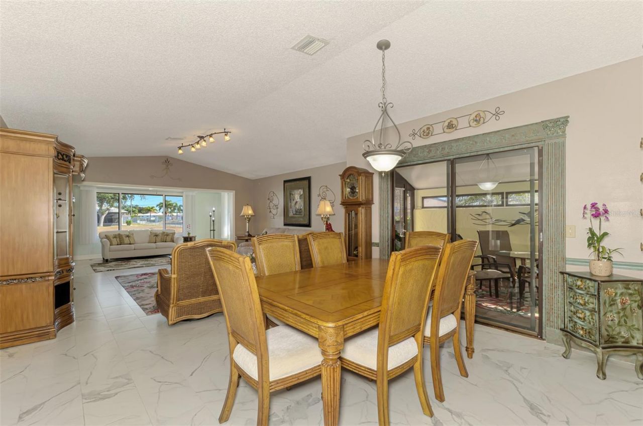 32 Pebble Rock Drive , Venice, FL 34293 Photo