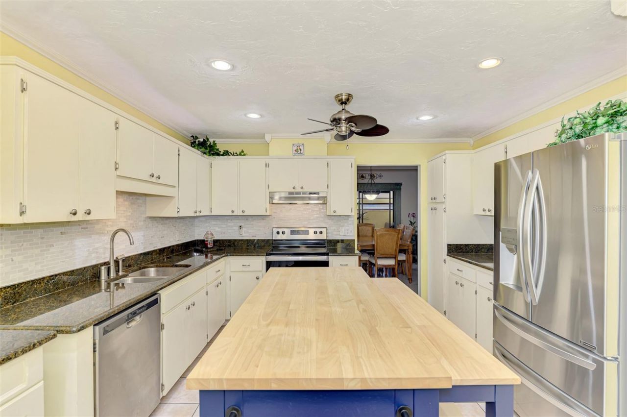 32 Pebble Rock Drive , Venice, FL 34293 Photo
