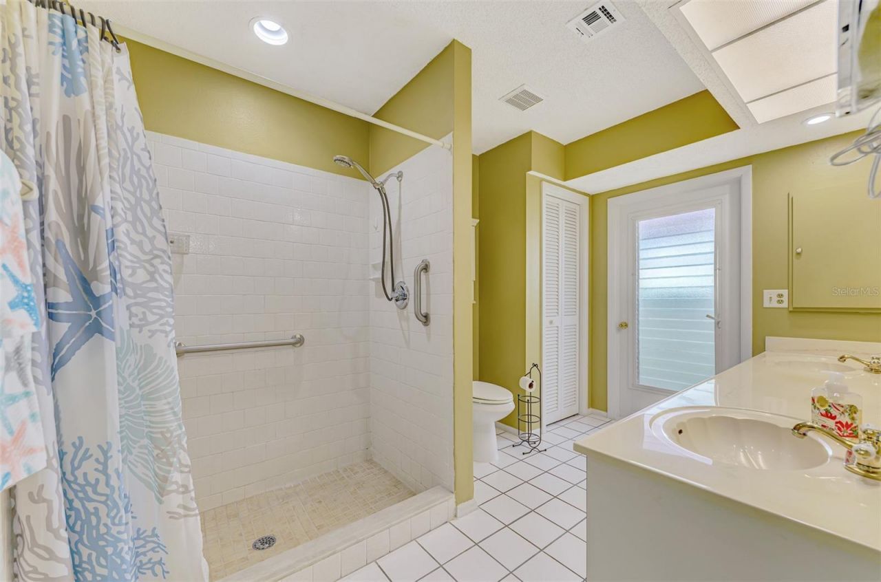 32 Pebble Rock Drive , Venice, FL 34293 Photo