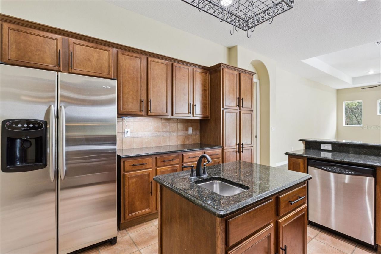 949 Hawk Landing , Fruitland Park, FL 34731 Photo