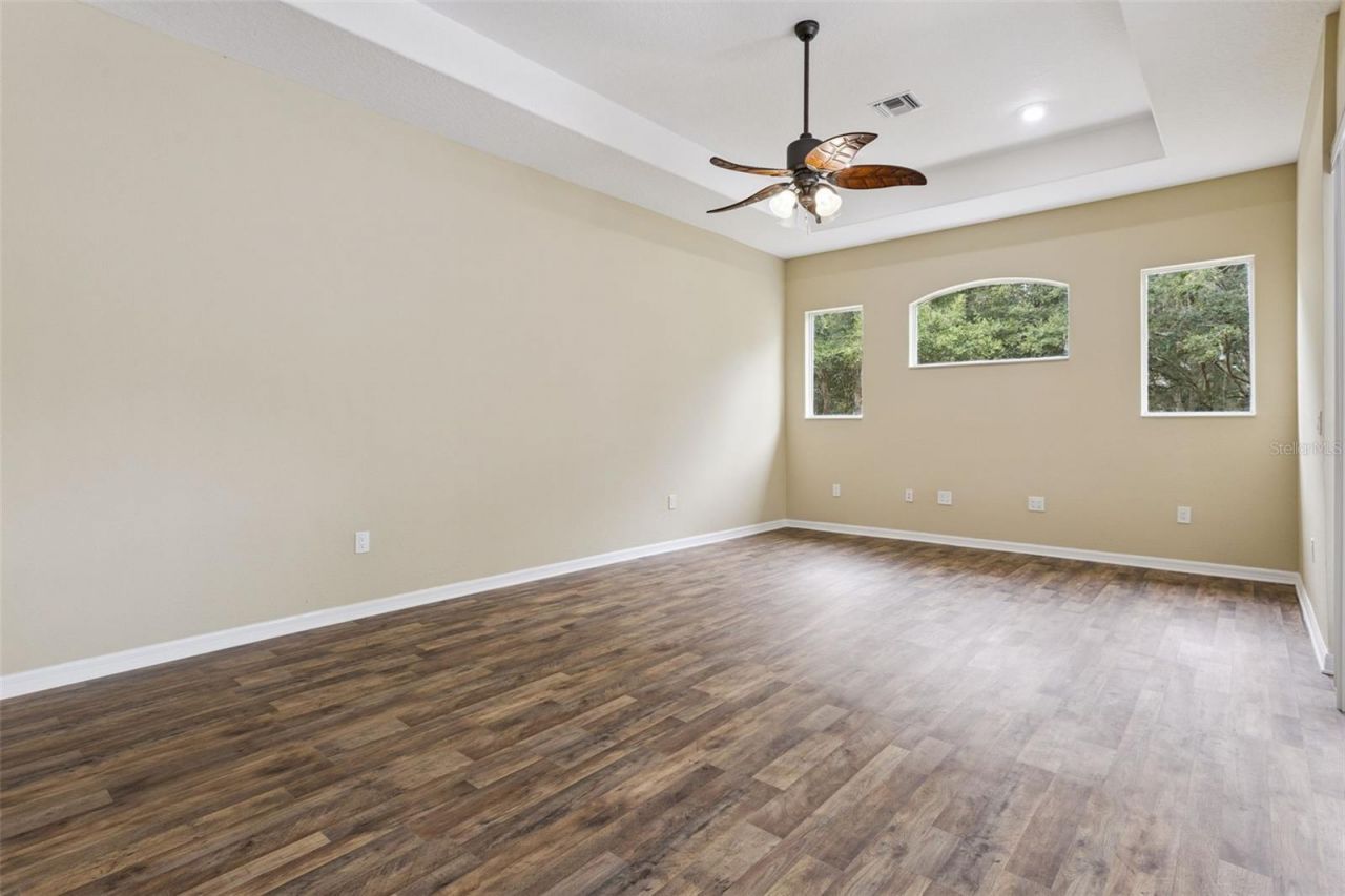 949 Hawk Landing , Fruitland Park, FL 34731 Photo