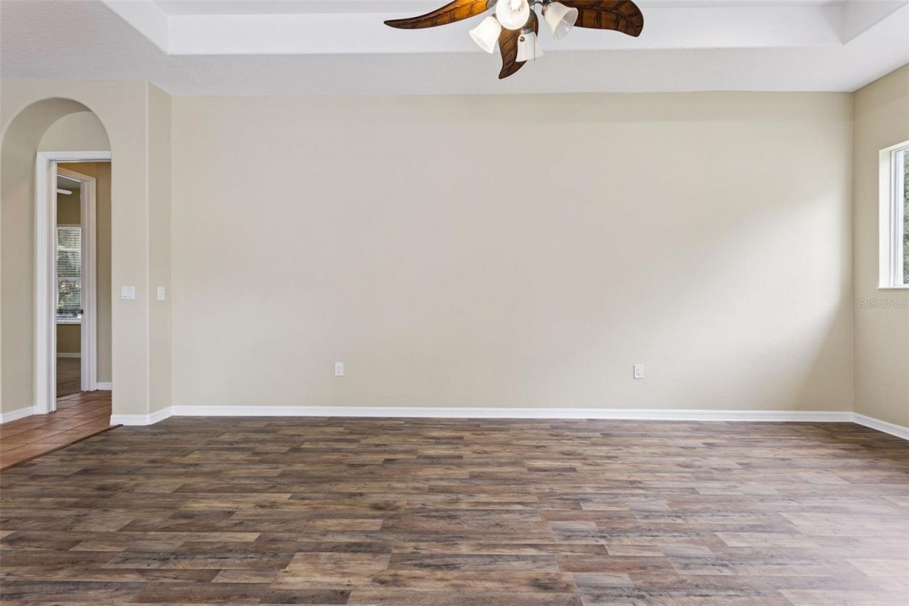 949 Hawk Landing , Fruitland Park, FL 34731 Photo