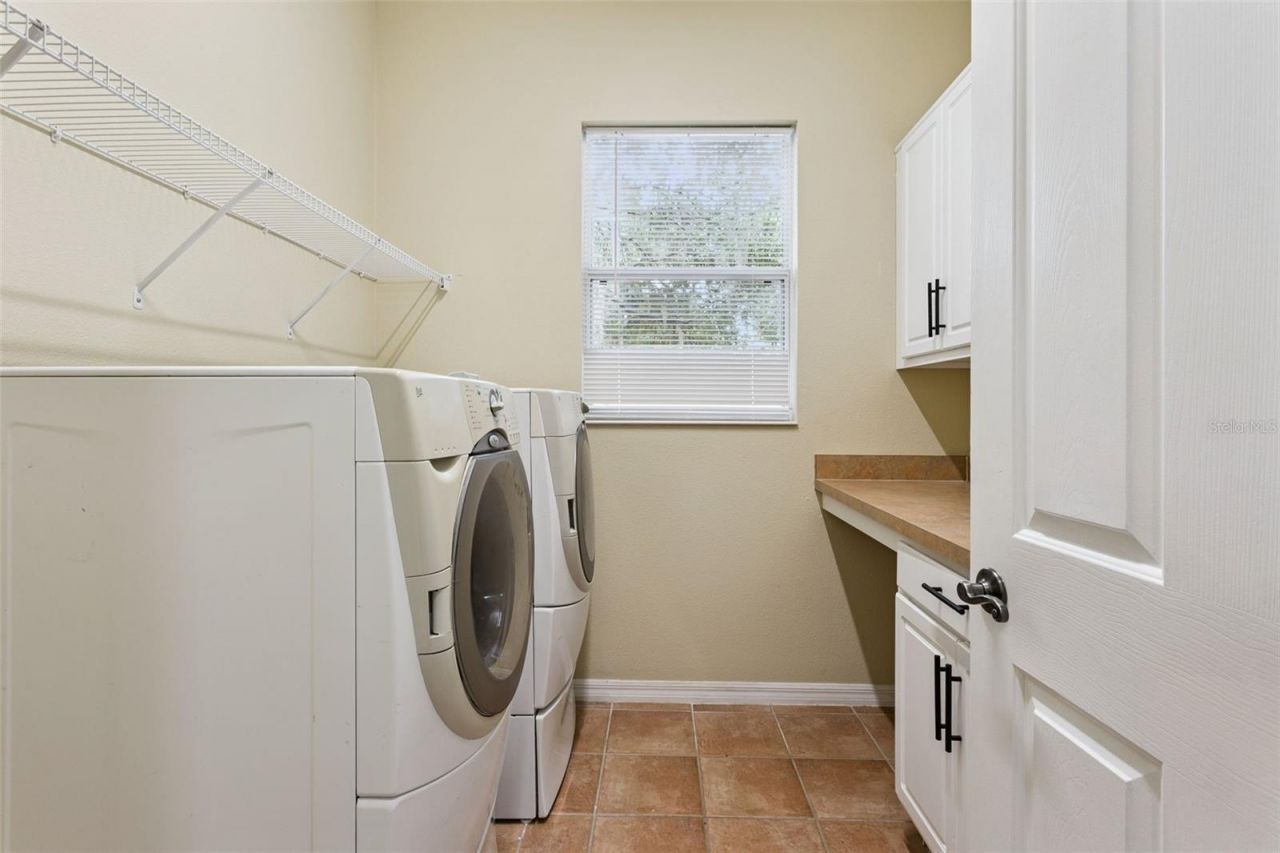 949 Hawk Landing , Fruitland Park, FL 34731 Photo