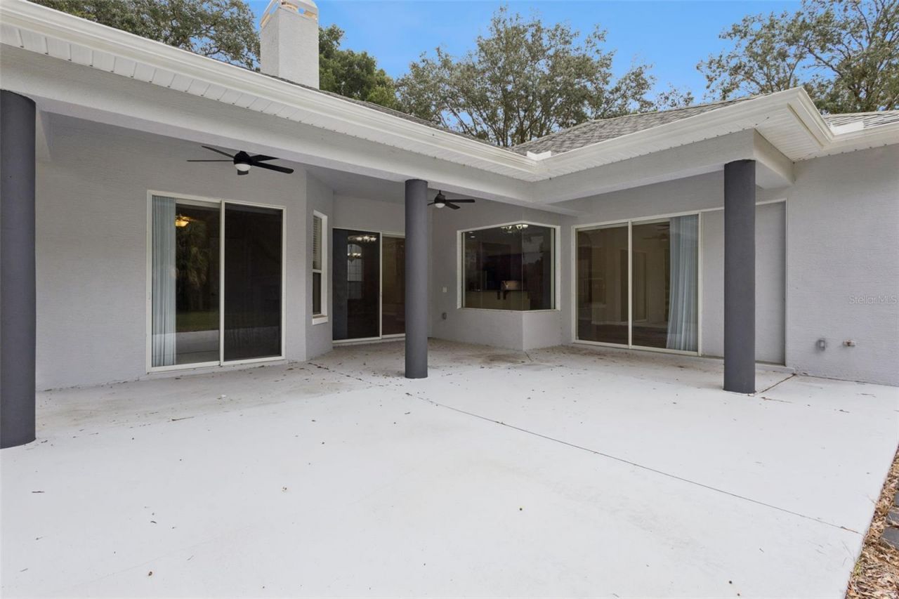 949 Hawk Landing , Fruitland Park, FL 34731 Photo