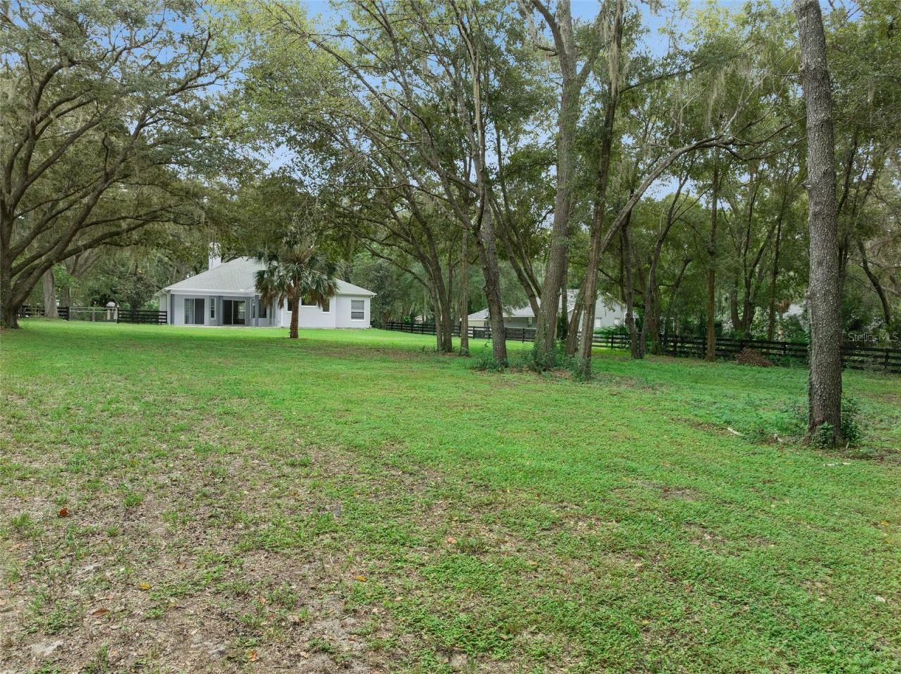 949 Hawk Landing , Fruitland Park, FL 34731 Photo