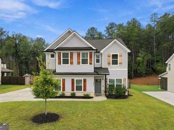 6535 River Station Drive, Lula, GA 30554