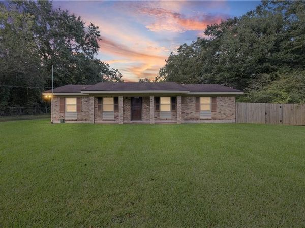 6540 Oaklane Drive, Theodore, AL 36582