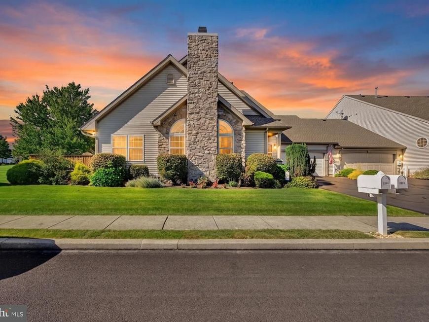 2894 Donegal Drive , Macungie, PA 18062 Main Photo