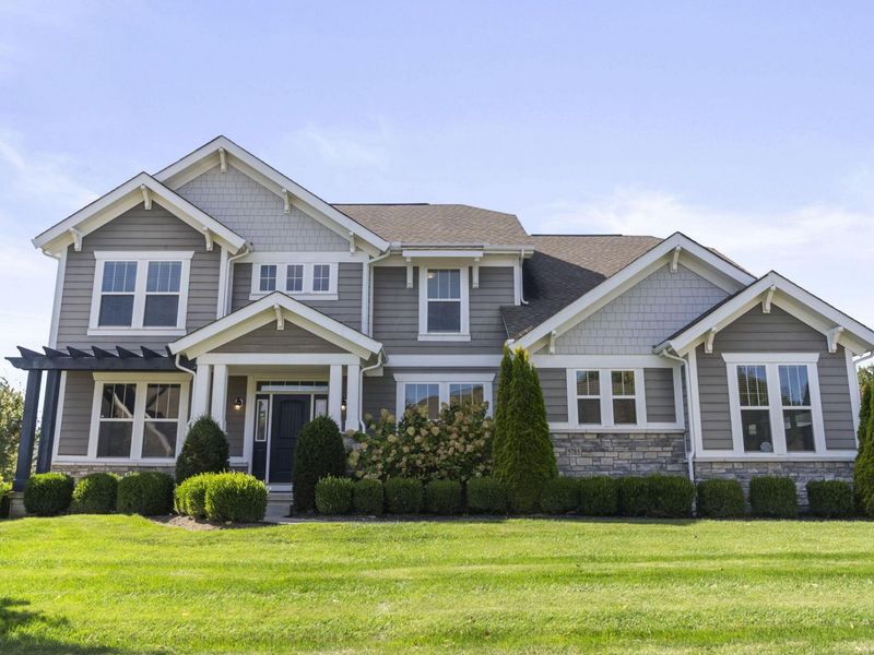 5785 Glendavon Place , Dublin, OH 43016 Photo 2