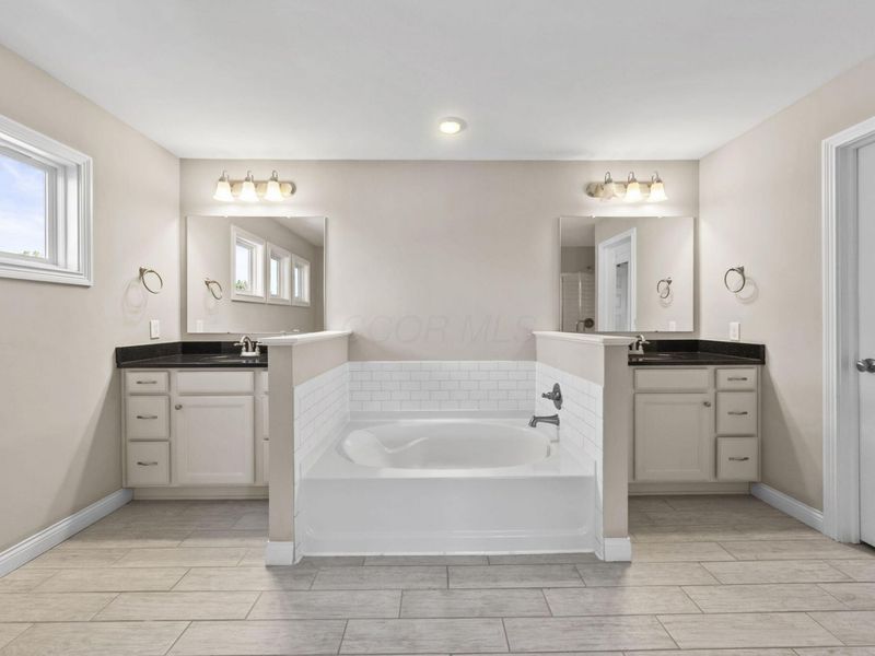 5785 Glendavon Place , Dublin, OH 43016 Photo 29