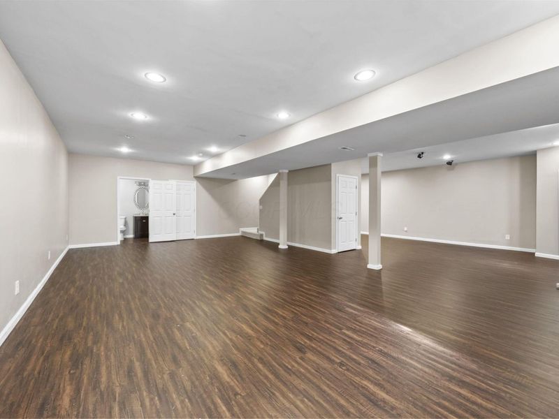 5785 Glendavon Place , Dublin, OH 43016 Photo 46