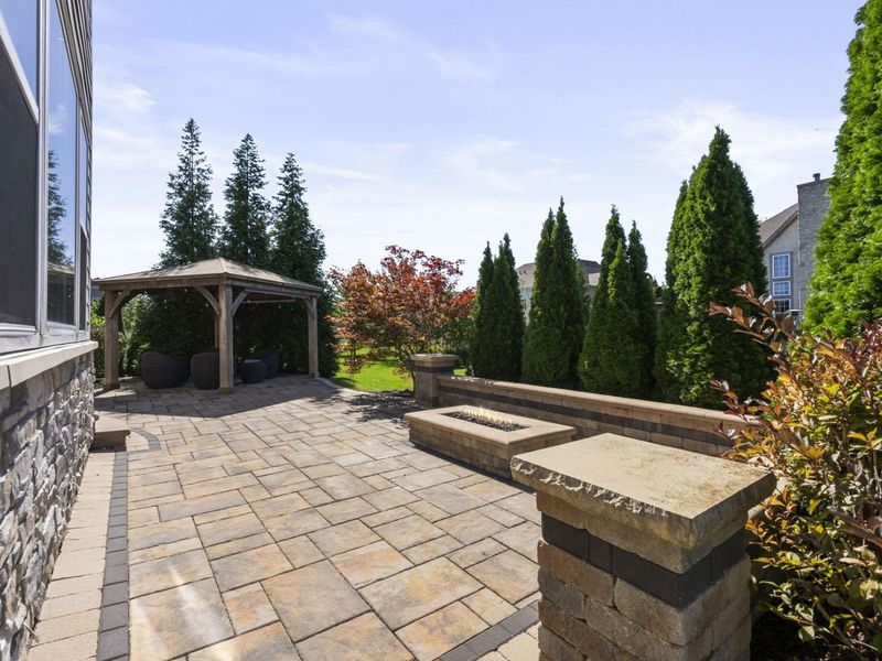 5785 Glendavon Place , Dublin, OH 43016 Photo 56