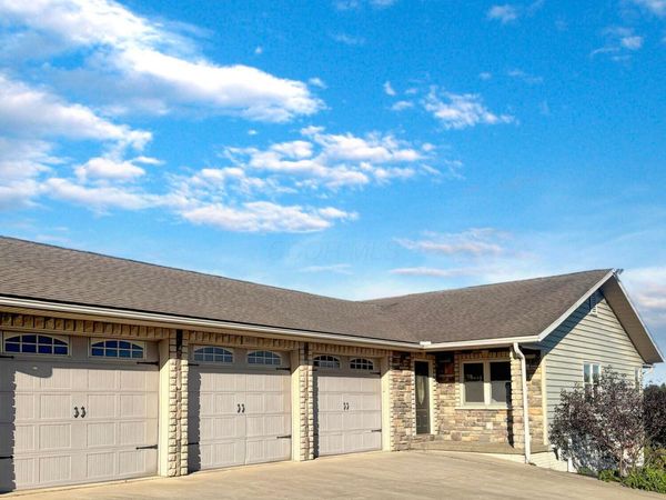 4810 Huggins Road , Zanesville, OH 43701