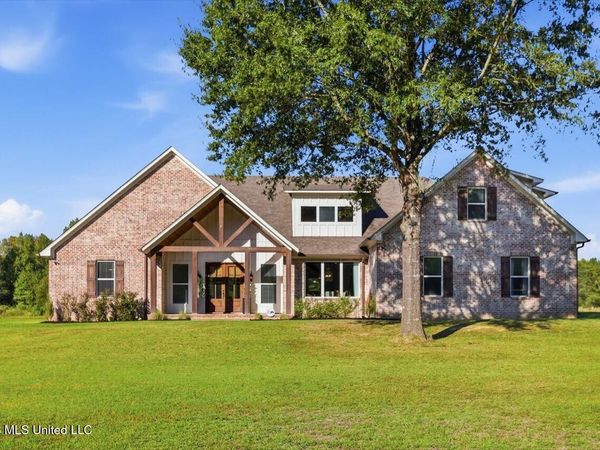697 Little Big Mound Road, Bentonia, MS 39040