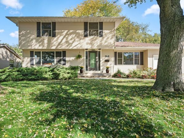2841 Kelling Street, Davenport, IA 52804