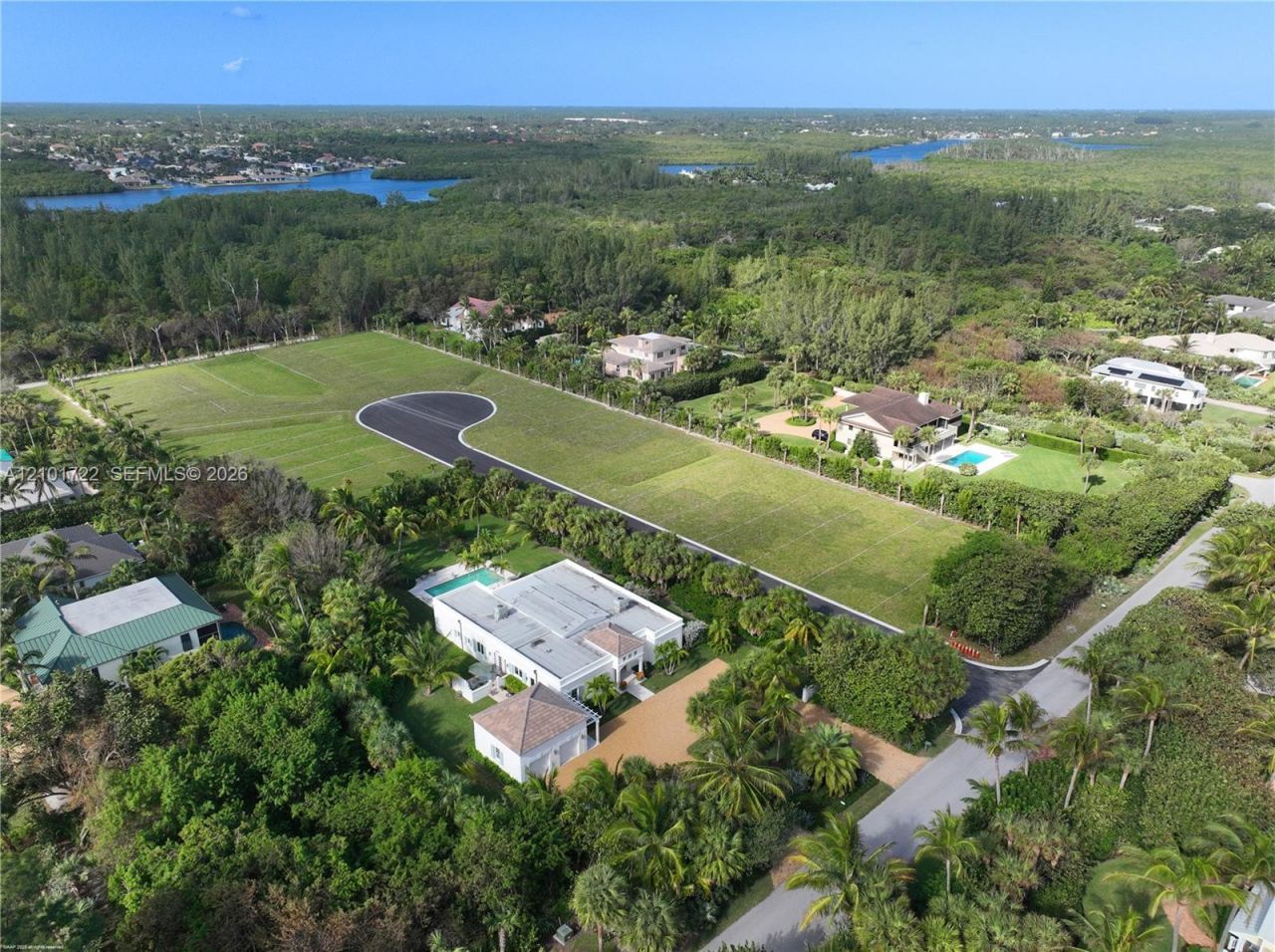 3 Bon Aire Desire Ave , Jupiter Island, FL 33455 Photo