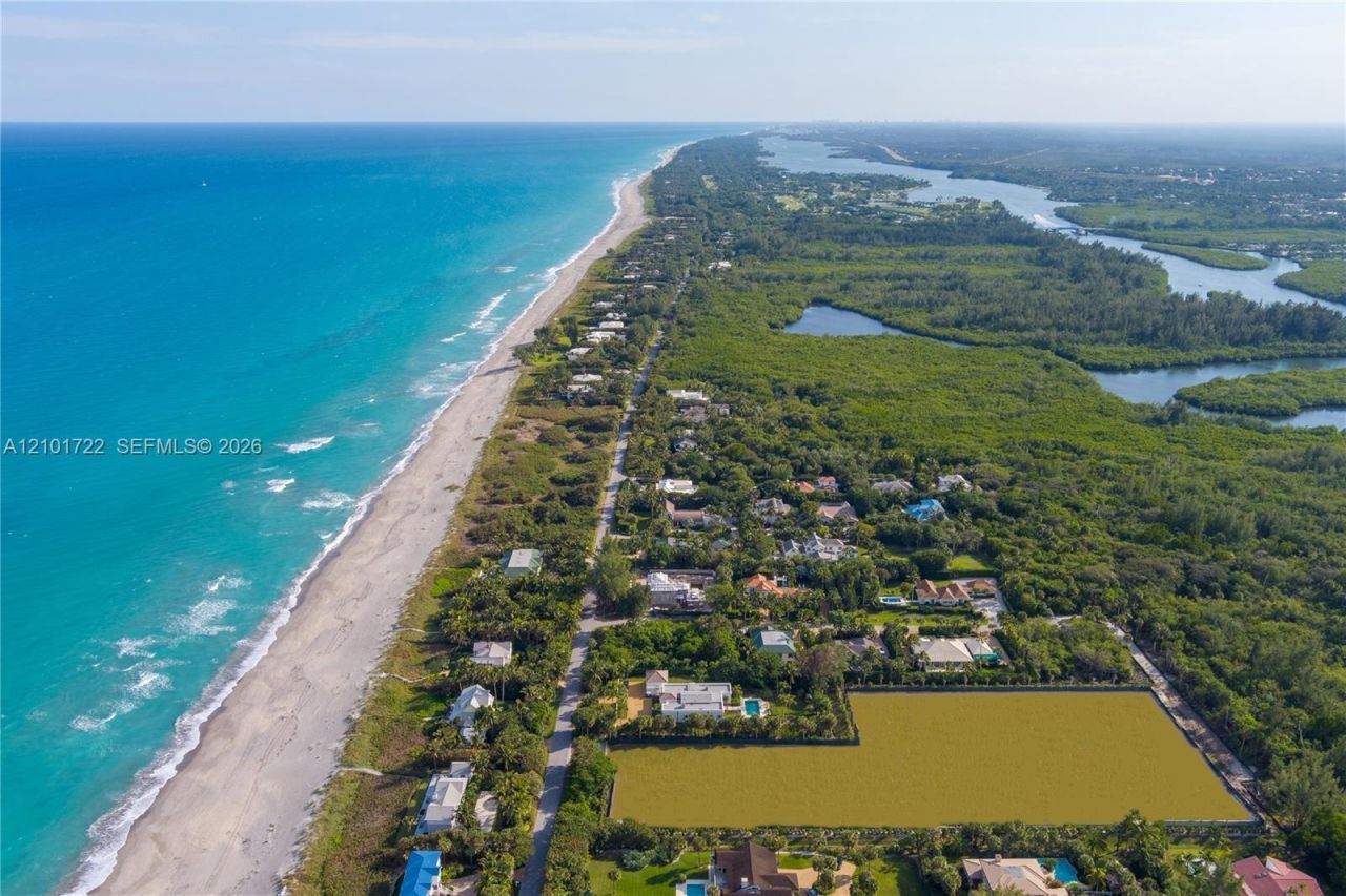 3 Bon Aire Desire Ave , Jupiter Island, FL 33455 Photo