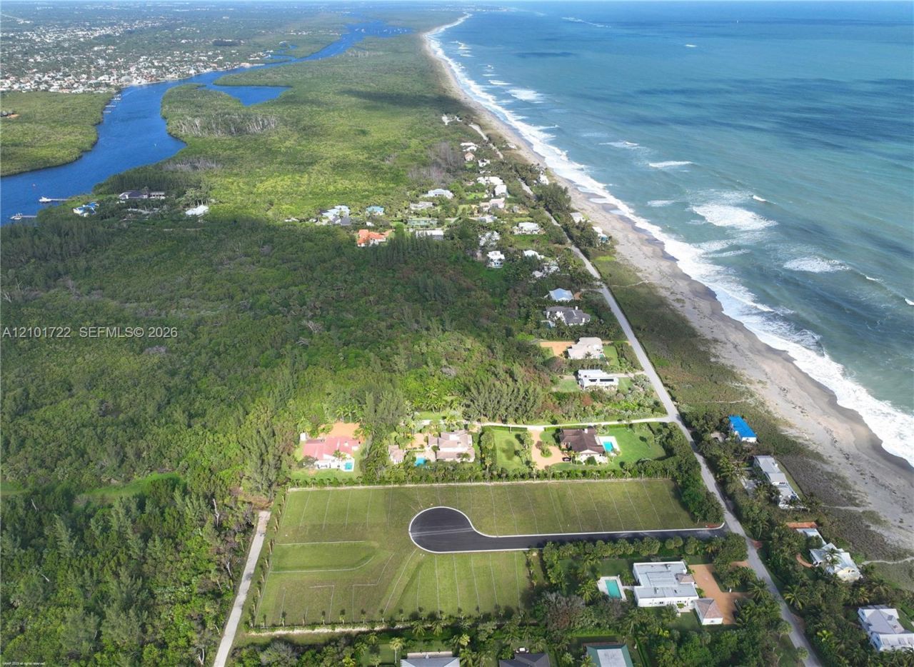 3 Bon Aire Desire Ave , Jupiter Island, FL 33455 Photo