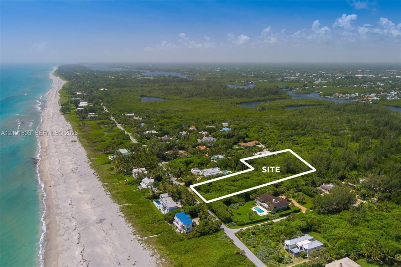 4 Bon Aire Desire Ave , Jupiter Island, FL 33455 Photo