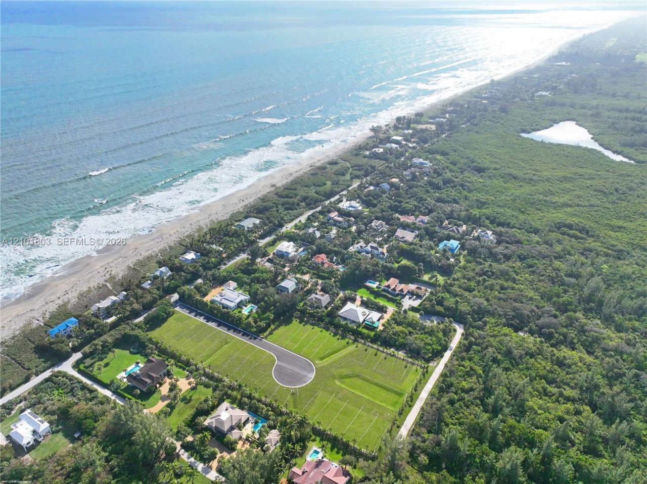 4 Bon Aire Desire Ave , Jupiter Island, FL 33455 Photo
