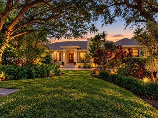 7960 SW 175th St , Palmetto Bay, FL 33157