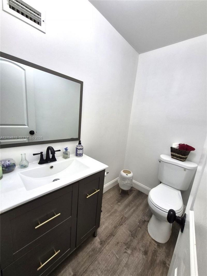 203 NE 12th Ave , Unit 203, Homestead, FL 33030 Photo