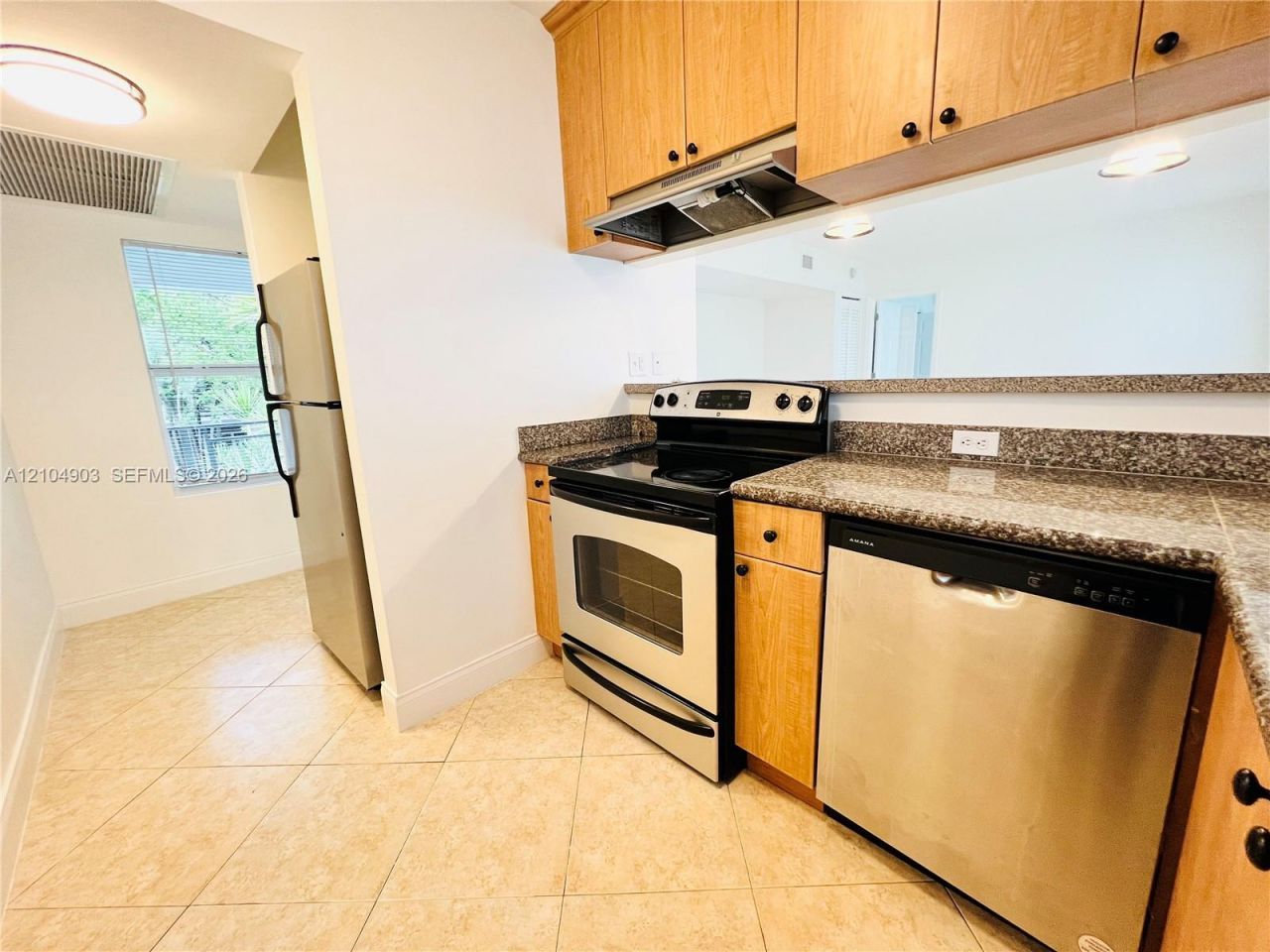 950 Bay Dr , Unit 7, Miami Beach, FL 33141 Photo