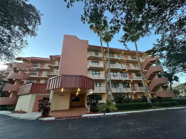 7401 NW 16th St , Unit 407, Plantation, FL 33313