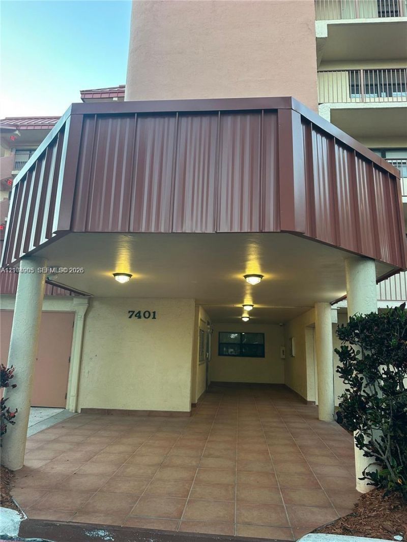 7401 NW 16th St , Unit 407, Plantation, FL 33313 Photo