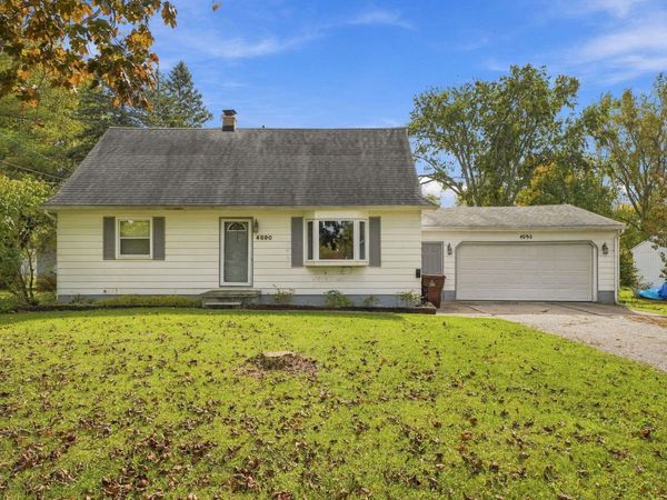 4890 E Saint Joe Highway, Grand Ledge, MI 48837