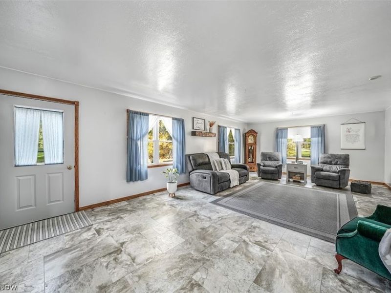 8188 Morris Road, Orwell, OH 44076 Photo 5