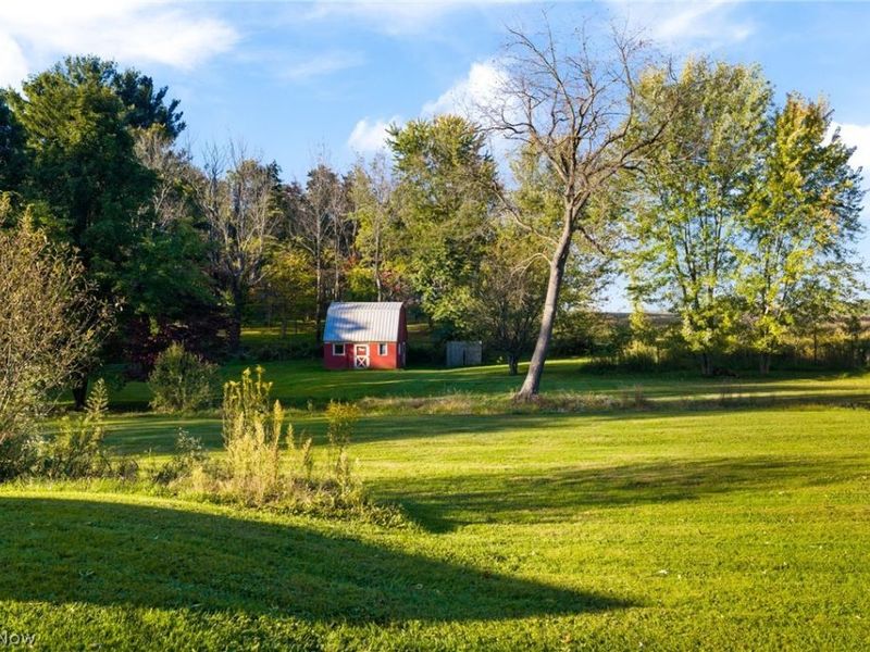 5241 Crestlawn Drive SE, East Canton, OH 44730 Photo 5