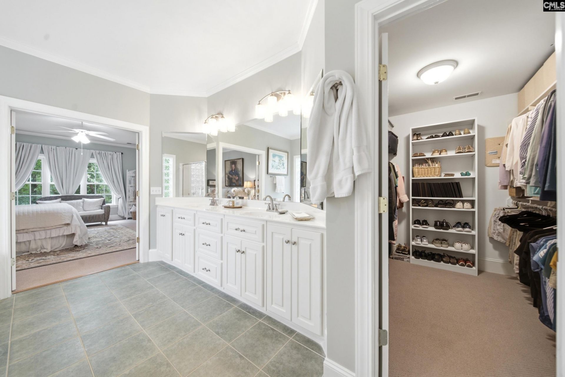 320 Chelmsford Way  Photo 25