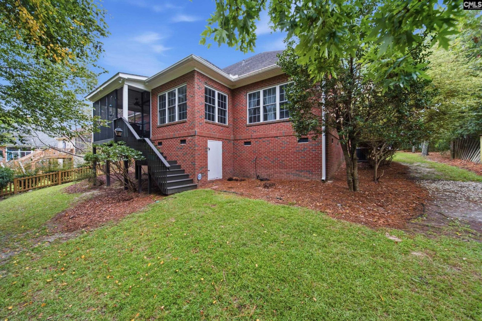 320 Chelmsford Way  Photo 31
