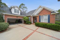 320 Chelmsford Way  photo 4