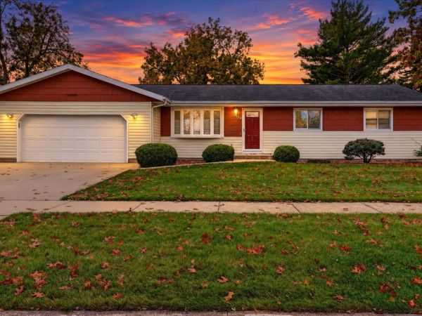 2528 Lilac Lane, Janesville, WI 53545