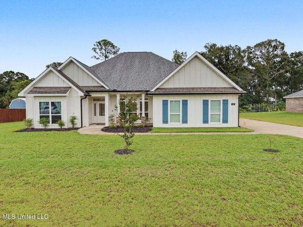 156 Firefly Drive, Lucedale, MS 39452
