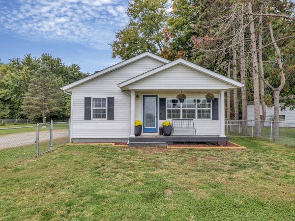408 S High Street, Hebron, OH 43025