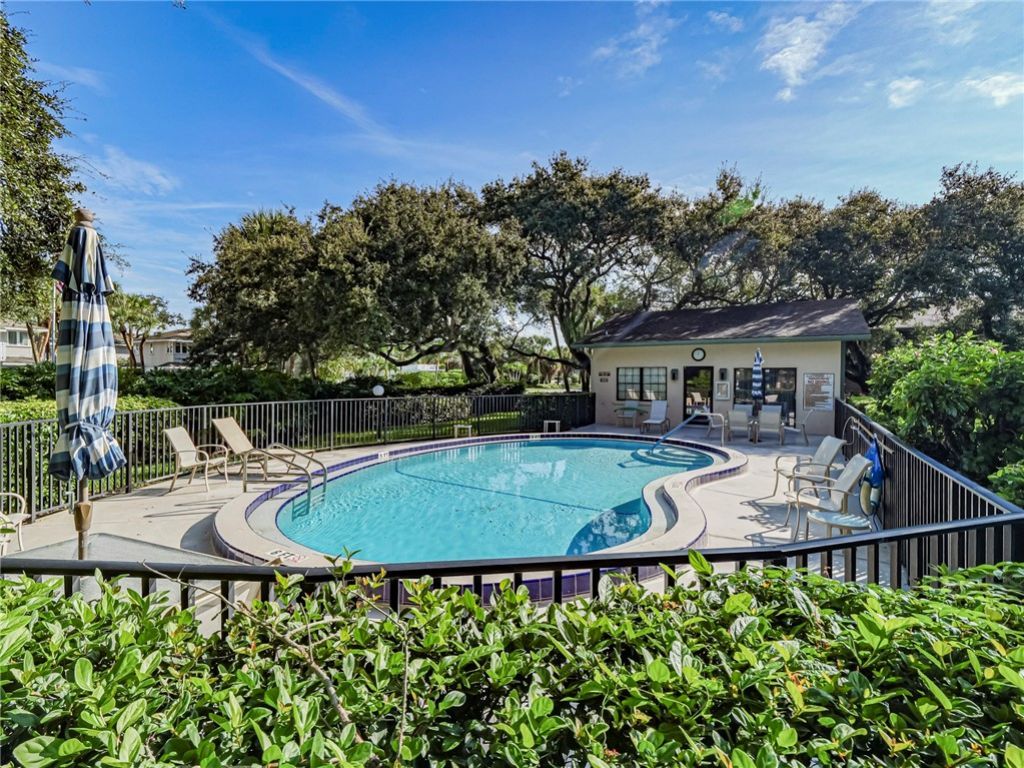 910 E Causeway Boulevard, Unit C13, Vero Beach, FL 32963 Photo