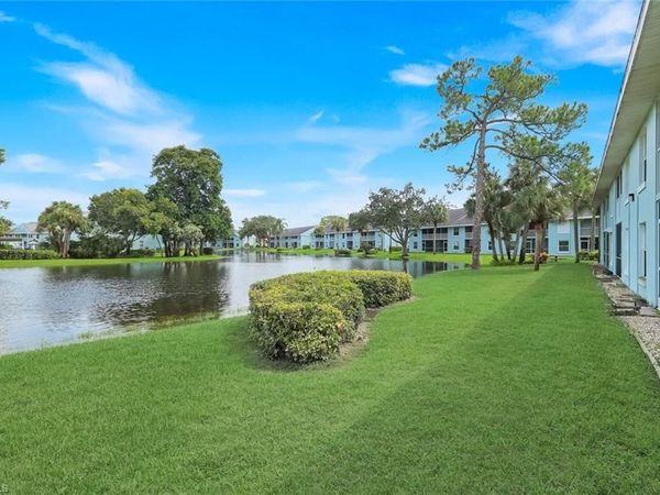 121 Wading Bird CIR , Unit 103, NAPLES, FL 34110