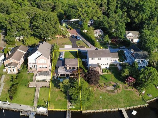 744 OAK GROVE CIRCLE , SEVERNA PARK, MD 21146